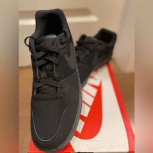 Nike Priority Low Men size 9 Black